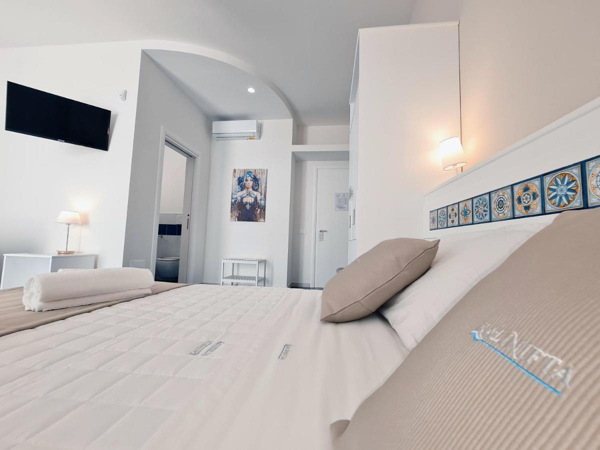 Kalinifta Rooms Apartment Torre Lapillo Exteriér fotografie