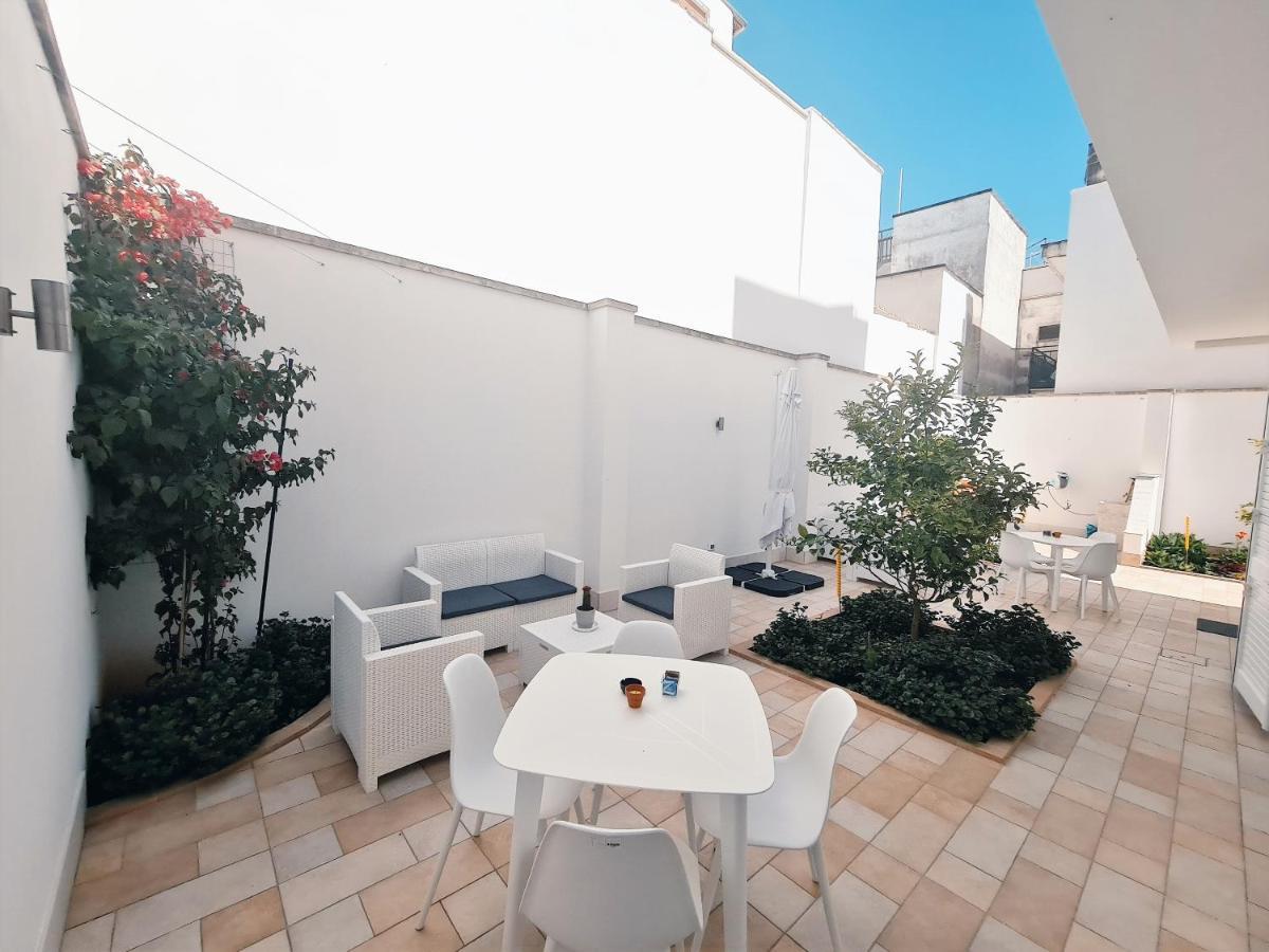 Kalinifta Rooms Apartment Torre Lapillo Exteriér fotografie